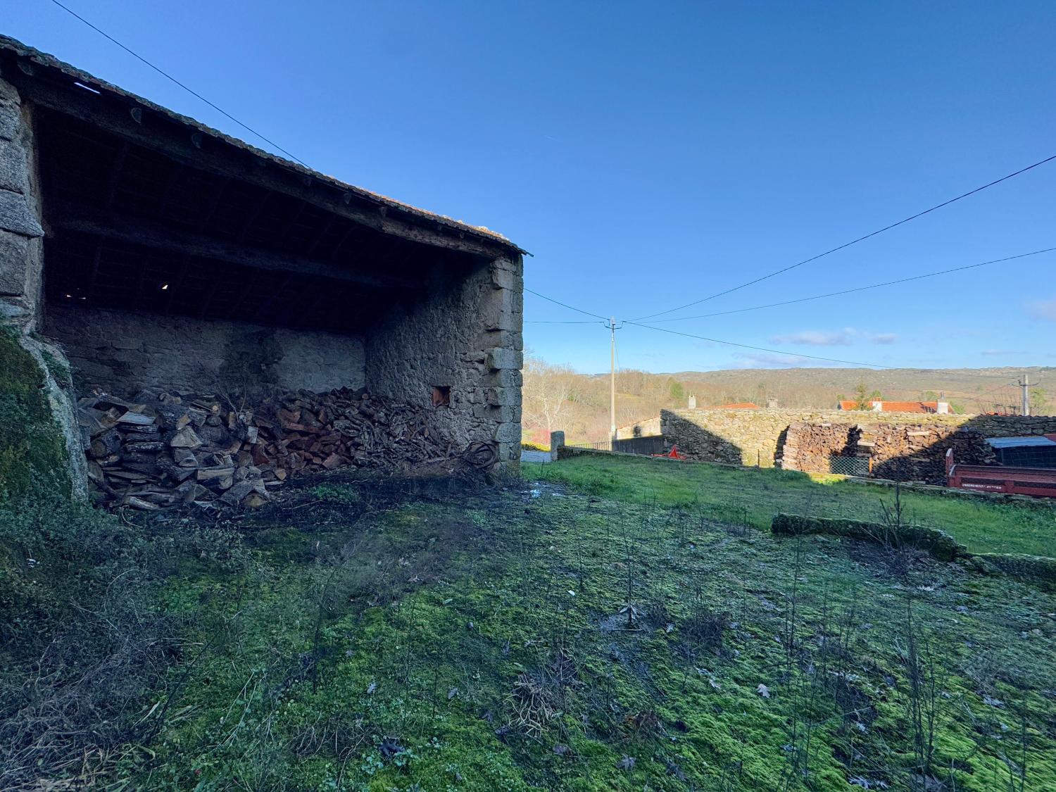  te koop dorpshuis Pousafoles do Bispo Sabugal 3