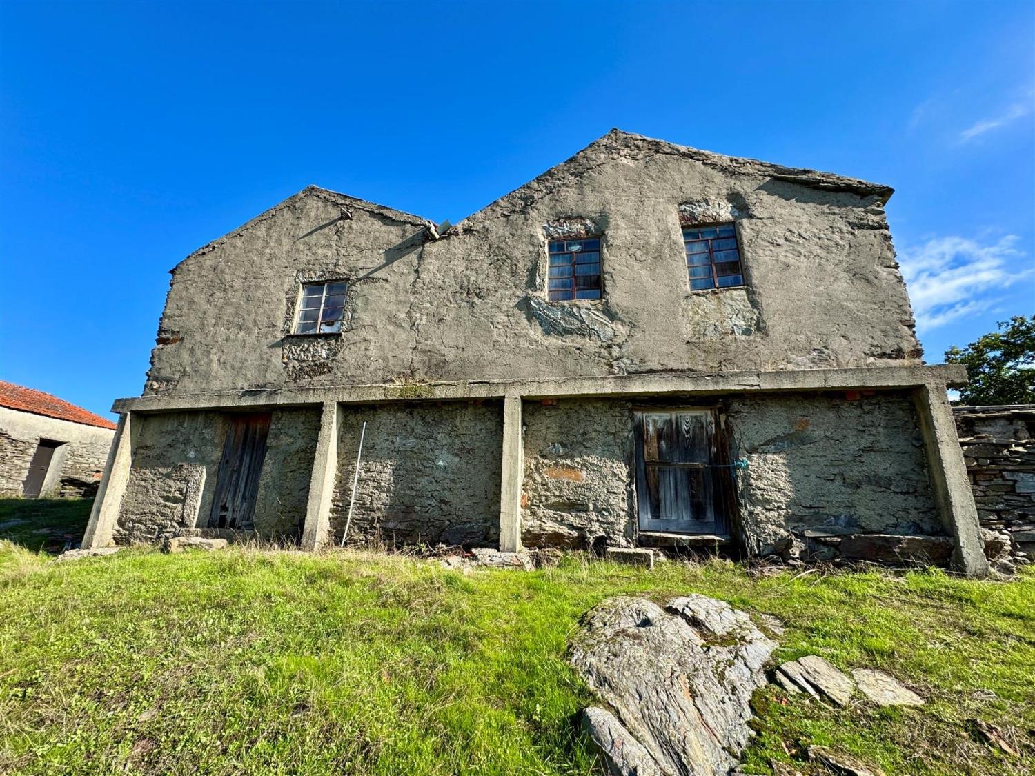  te koop boerderij Videmonte Guarda 8