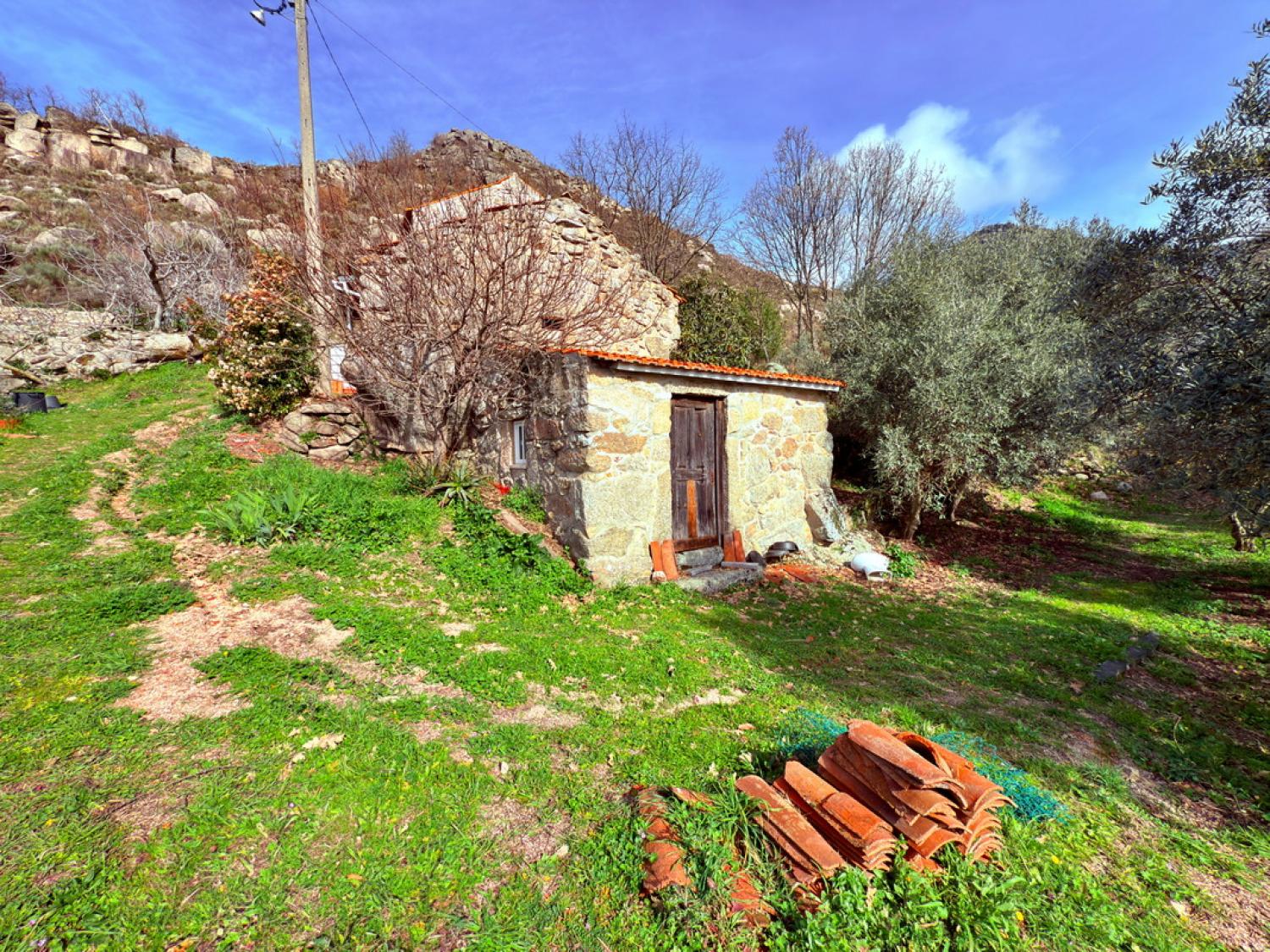 te koop boerderij Pousafoles do Bispo Sabugal 34