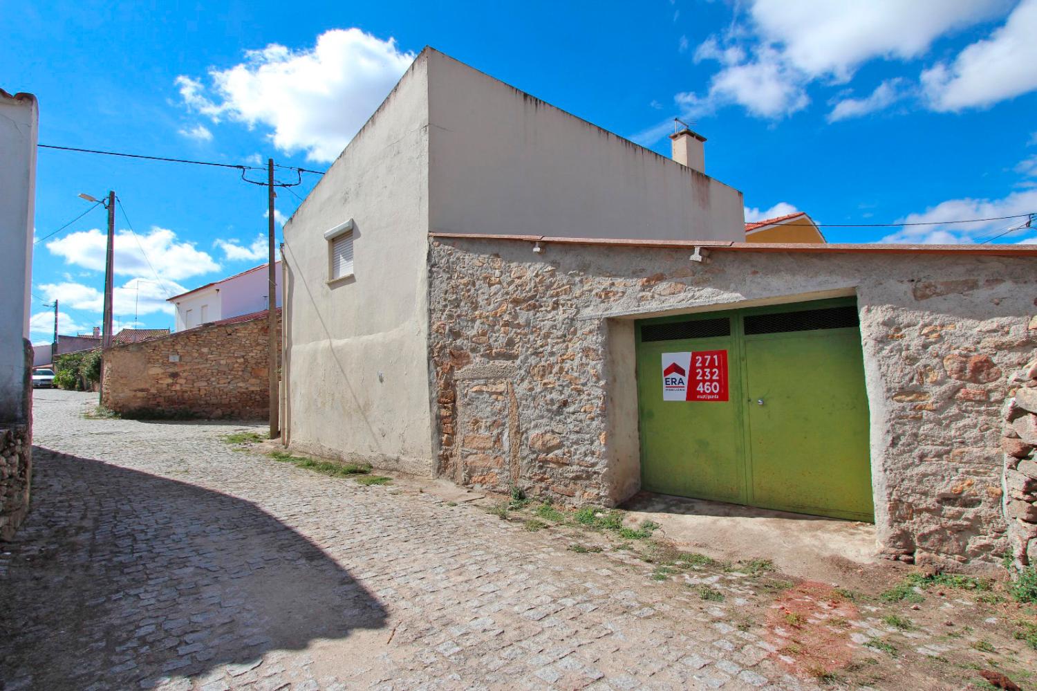  te koop dorpshuis Malpartida Almeida 3