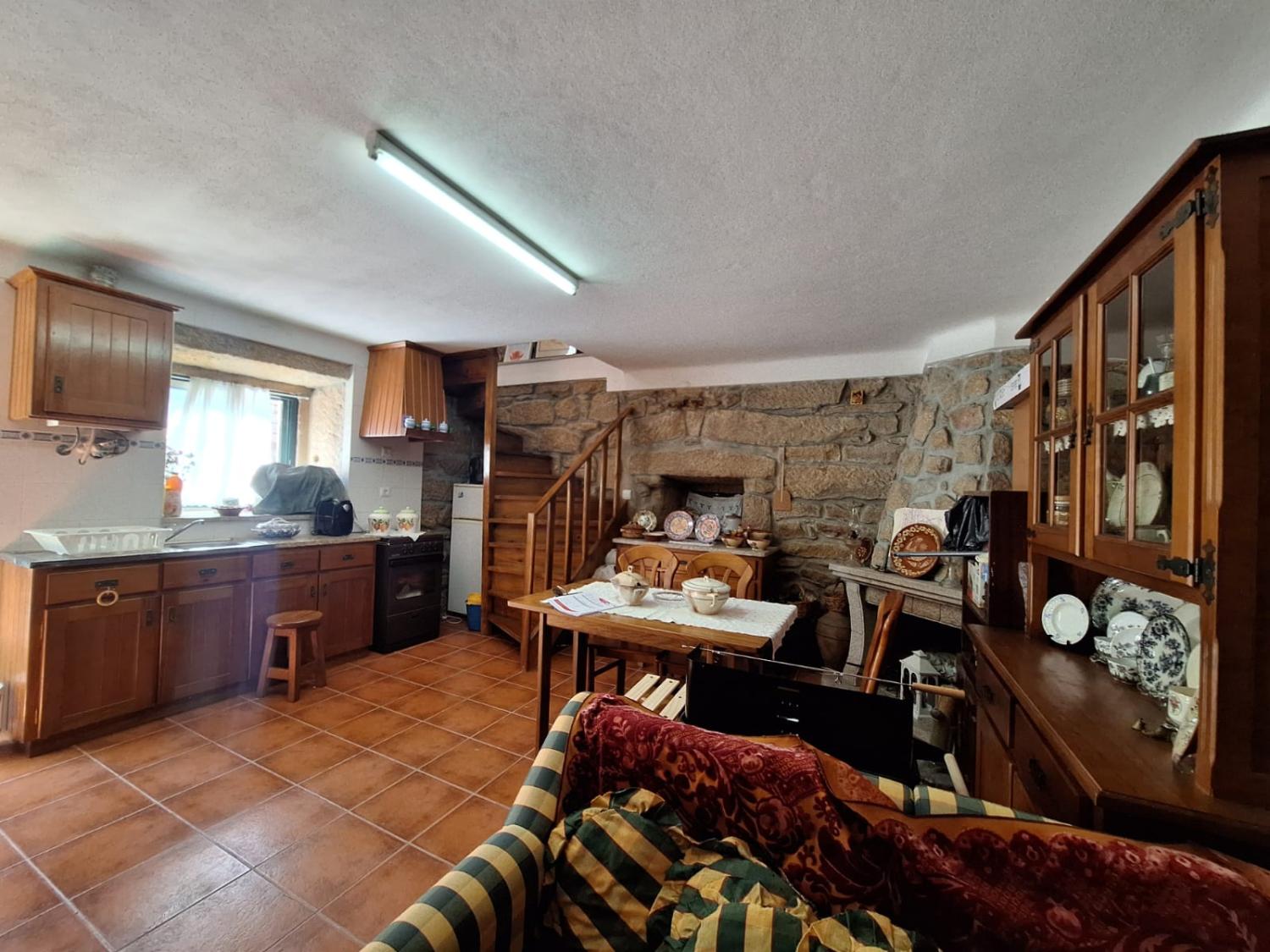  te koop dorpshuis Outeiro de Gatos Mêda 7