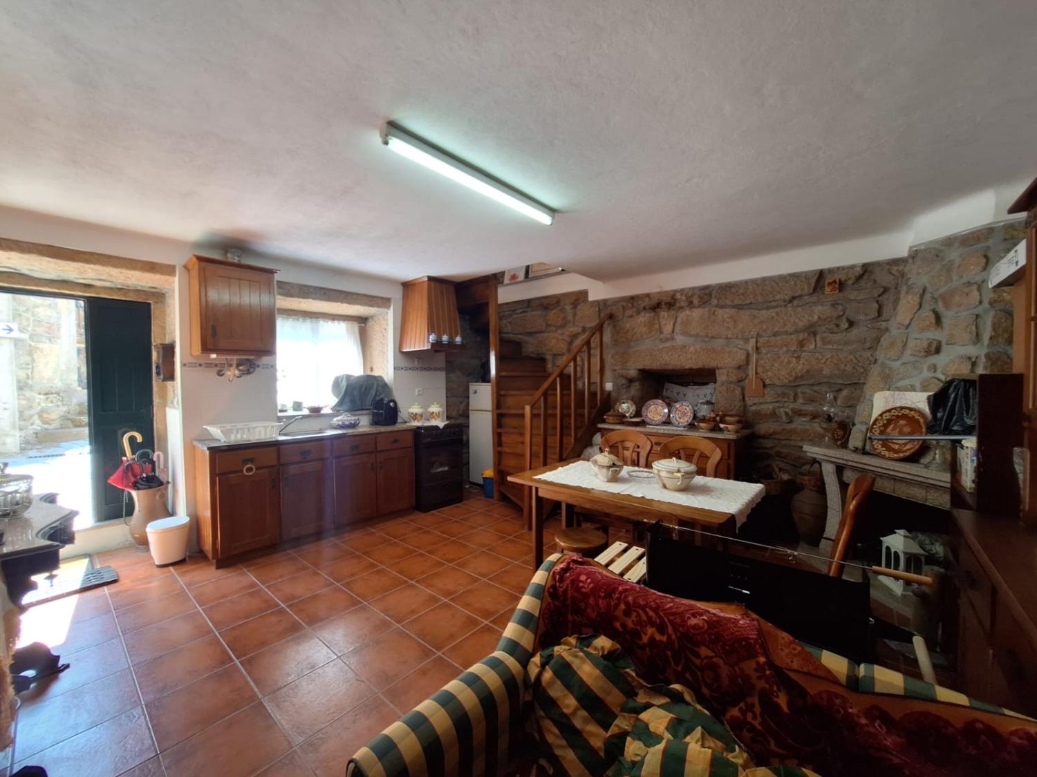  te koop dorpshuis Outeiro de Gatos Mêda 4