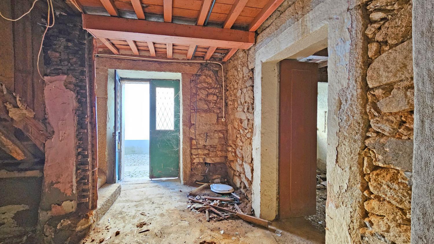  te koop dorpshuis Almeida Almeida 11