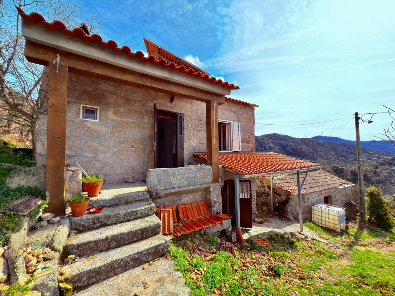  te koop boerderij Pousafoles do Bispo Sabugal 1