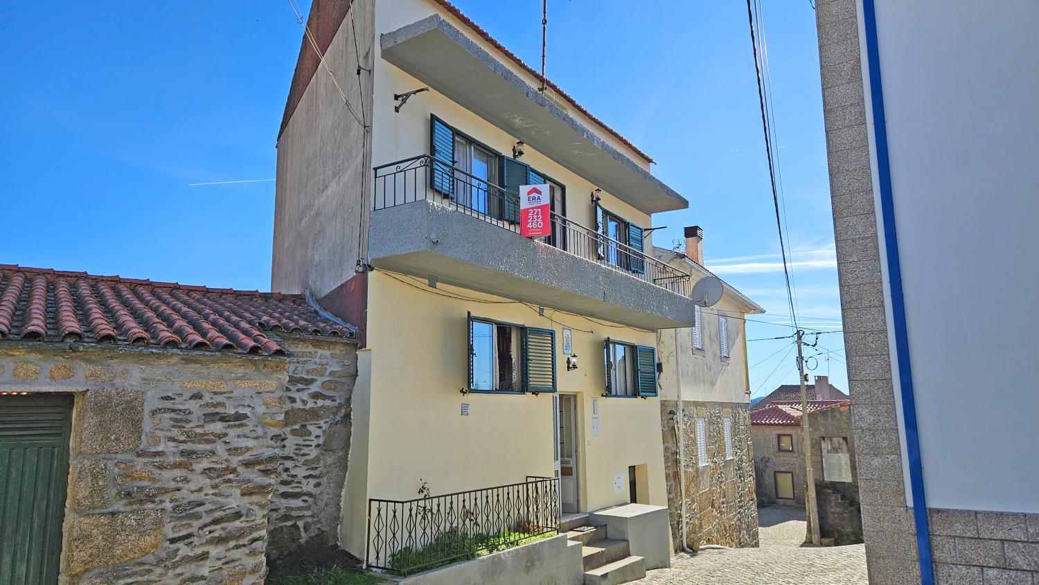  te koop dorpshuis Videmonte Guarda 1