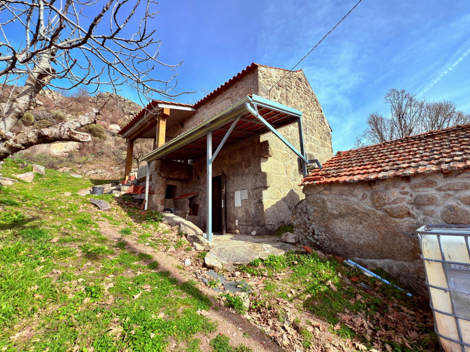  te koop boerderij Pousafoles do Bispo Sabugal 3